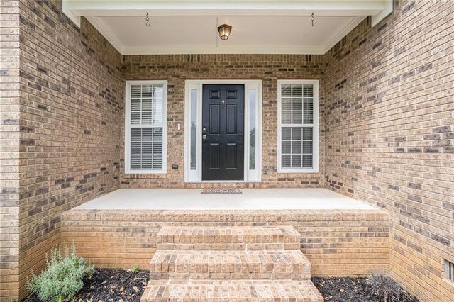 2017 Pheasant Run Drive, Mcdonough, GA 30252