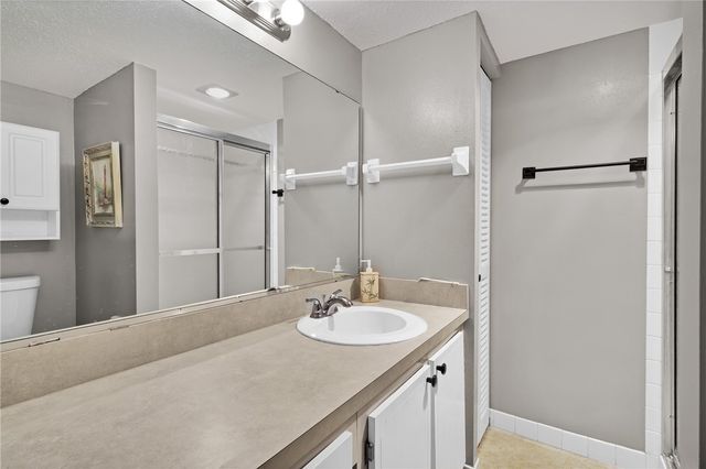 1100 N Ponce De Leon Circle 203, Vero Beach, FL 32960