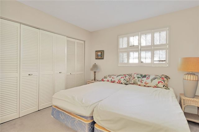 1100 N Ponce De Leon Circle 203, Vero Beach, FL 32960