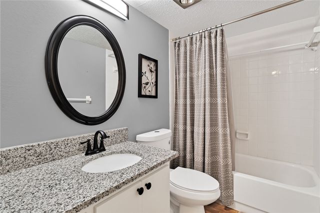 1100 N Ponce De Leon Circle 203, Vero Beach, FL 32960