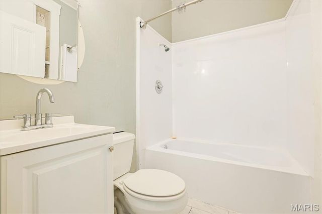 122 W Courtois Street, St Louis, MO 63111