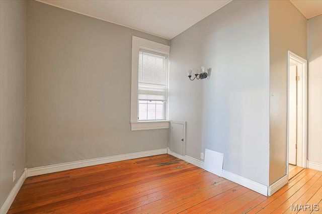 122 W Courtois Street, St Louis, MO 63111