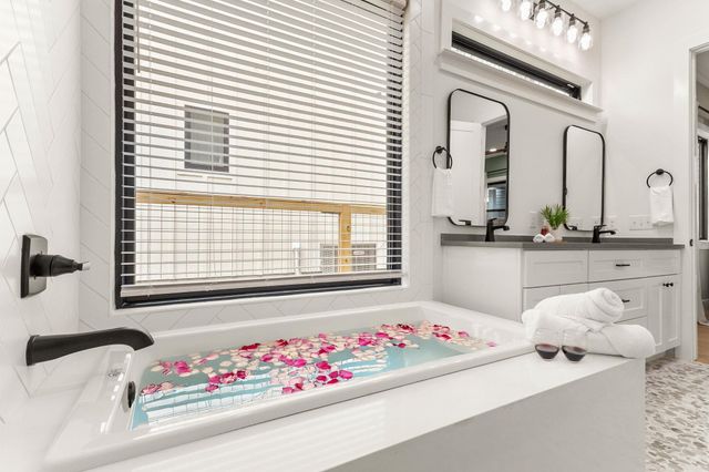 4418 Red River ST 1, Austin, TX 78751