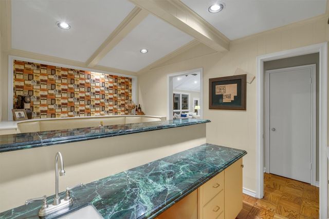 7140 Spring Valley Road, Dallas, TX 75254