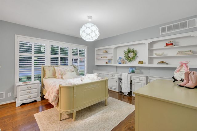 7140 Spring Valley Road, Dallas, TX 75254