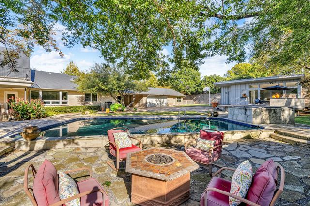 7140 Spring Valley Road, Dallas, TX 75254