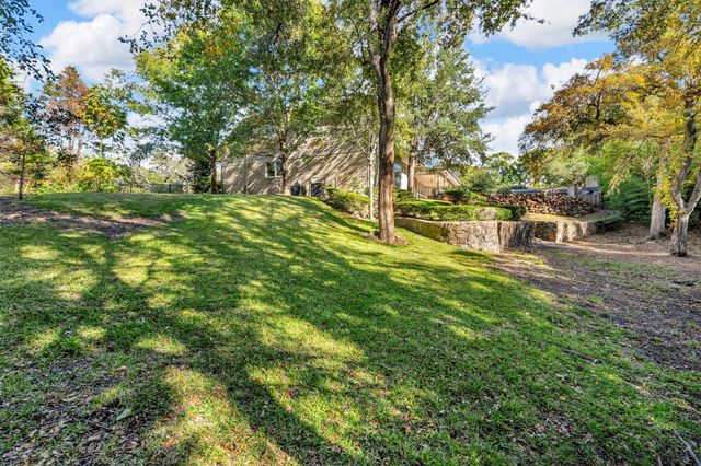 7140 Spring Valley Road, Dallas, TX 75254