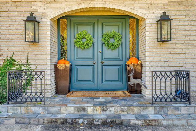 7140 Spring Valley Road, Dallas, TX 75254