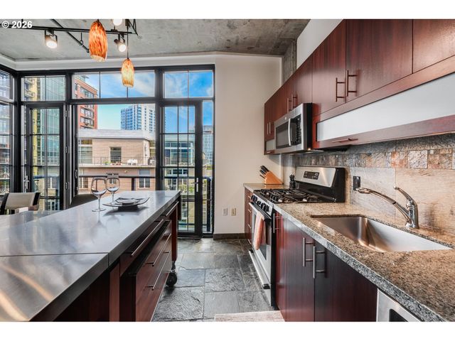 1030 Nw 12TH Ave 522, Portland, OR 97209
