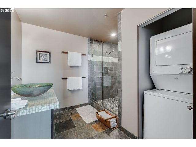 1030 Nw 12TH Ave 522, Portland, OR 97209