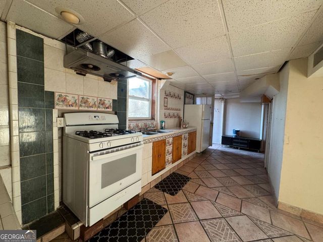 2498 Johnson Drive, Atlanta, GA 30340