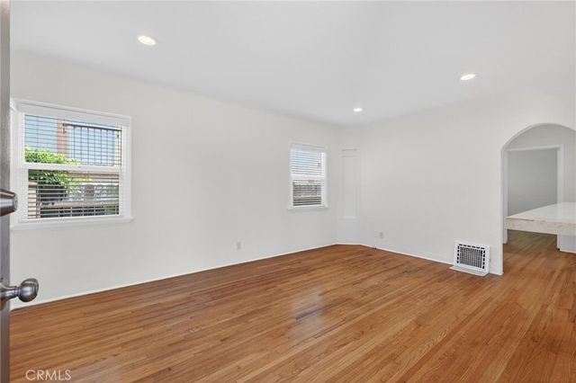 610 E Fairview Boulevard, Inglewood, CA 90302