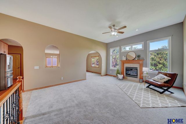 4911 S 76th Street, Lincoln, NE 68516