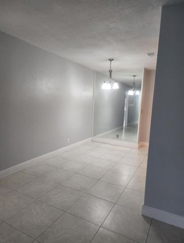 8709 NW 57th Dr, Tamarac, FL 33321