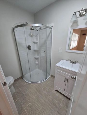 8709 NW 57th Dr, Tamarac, FL 33321