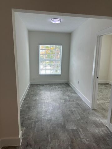 130 Antiquera Avenue, Coral Gables, FL 33134