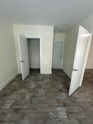 130 Antiquera Avenue, Coral Gables, FL 33134