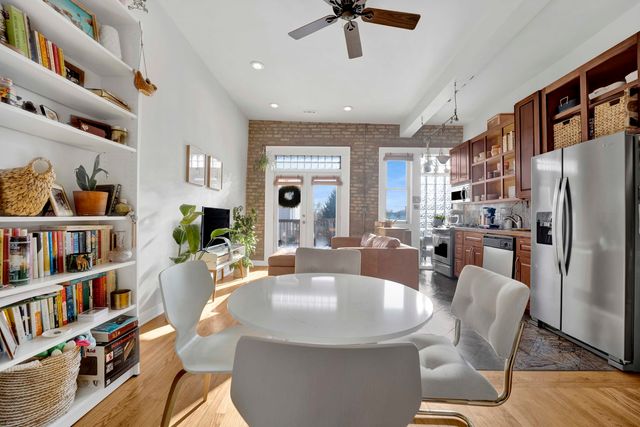 3107 W George Street 3, Chicago, IL 60618