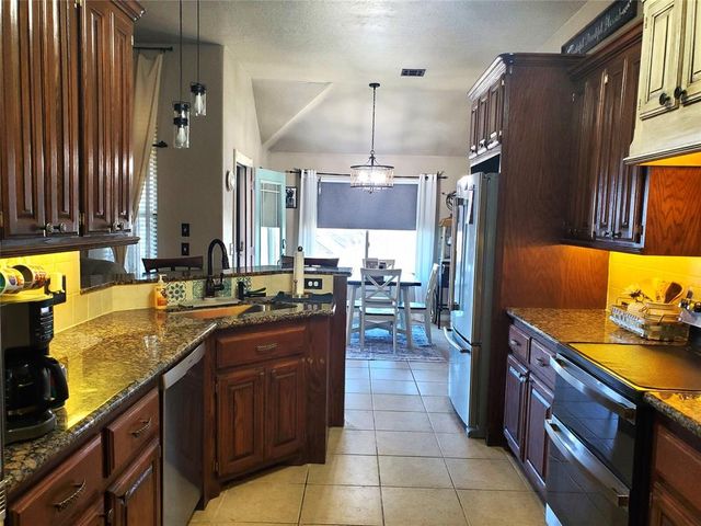 1117 Kelsi Drive, Moore, OK 73160