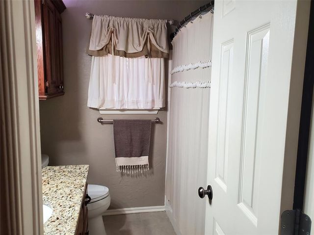 1117 Kelsi Drive, Moore, OK 73160