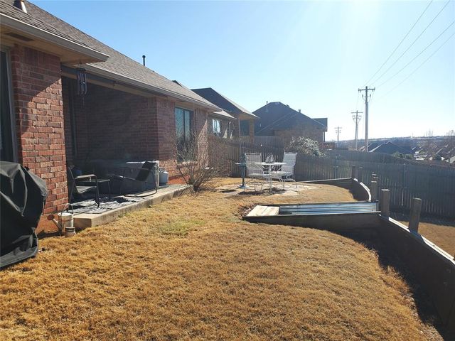 1117 Kelsi Drive, Moore, OK 73160