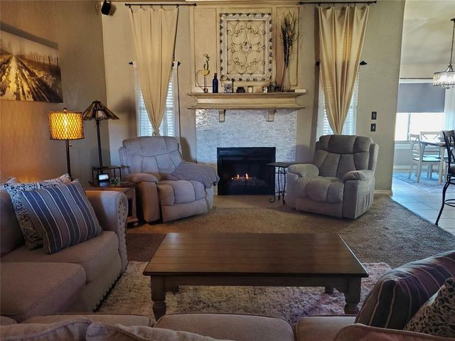 1117 Kelsi Drive, Moore, OK 73160