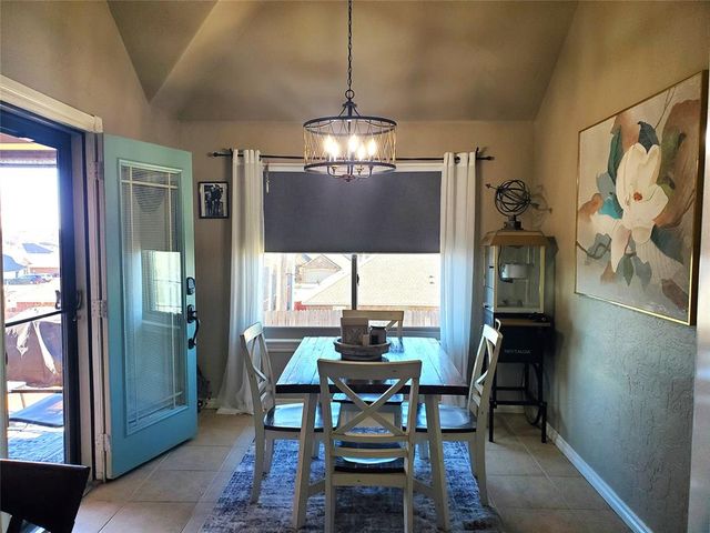 1117 Kelsi Drive, Moore, OK 73160