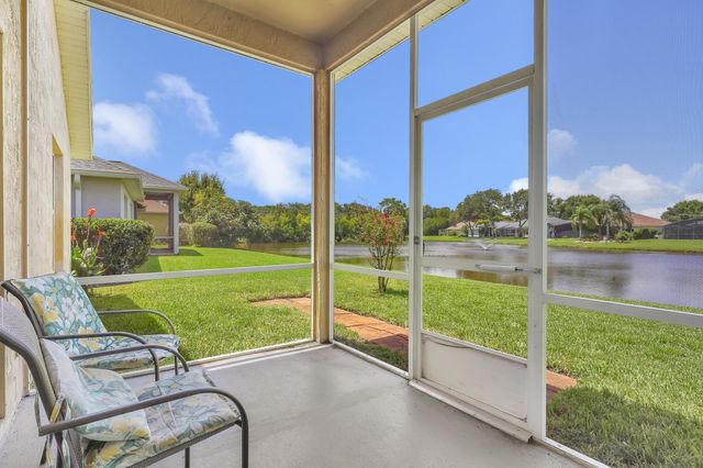 2340 Commodores Club Blvd, St Augustine, FL 32080