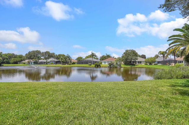 2340 Commodores Club Blvd, St Augustine, FL 32080