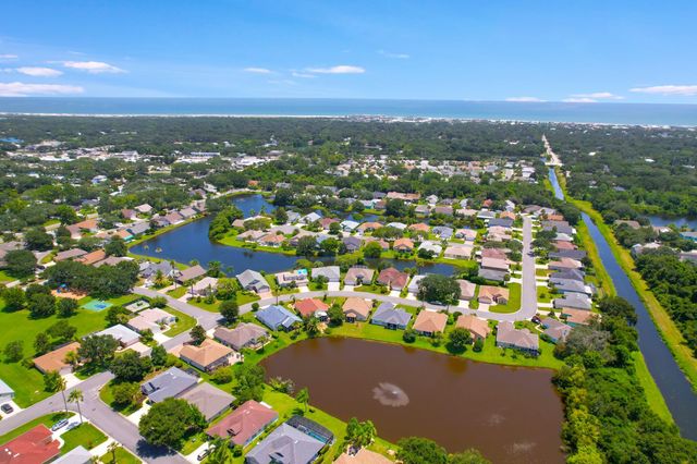 2340 Commodores Club Blvd, St Augustine, FL 32080