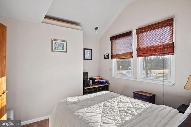 6508 N POINT RD, Baltimore, MD 21219