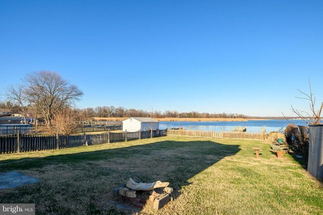 6508 N POINT RD, Baltimore, MD 21219