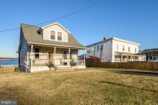 6508 N POINT RD, Baltimore, MD 21219