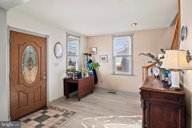 6508 N POINT RD, Baltimore, MD 21219