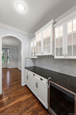2919 Addison Circle N, Oakland Charter Township, MI 48306