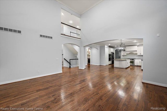 2919 Addison Circle N, Oakland Charter Township, MI 48306