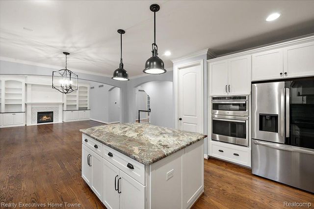 2919 Addison Circle N, Oakland Charter Township, MI 48306