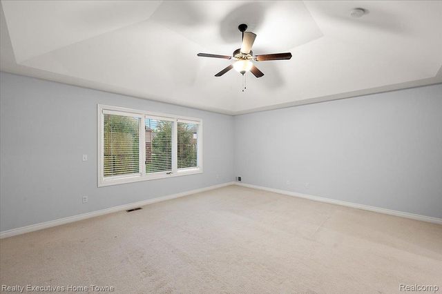 2919 Addison Circle N, Oakland Charter Township, MI 48306
