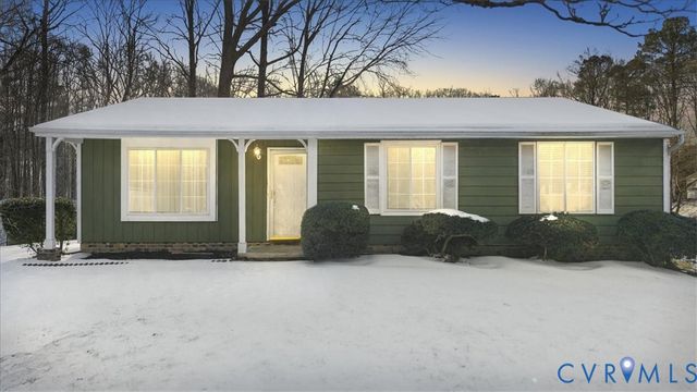 8819 Pepperidge Rd, Chesterfield, VA 23236