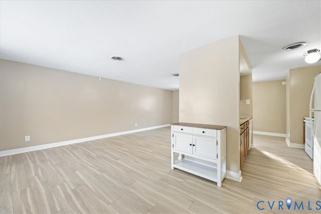 8819 Pepperidge Rd, Chesterfield, VA 23236