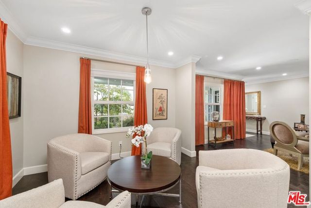 5618 Saint Clair Avenue, Valley Village, CA 91607