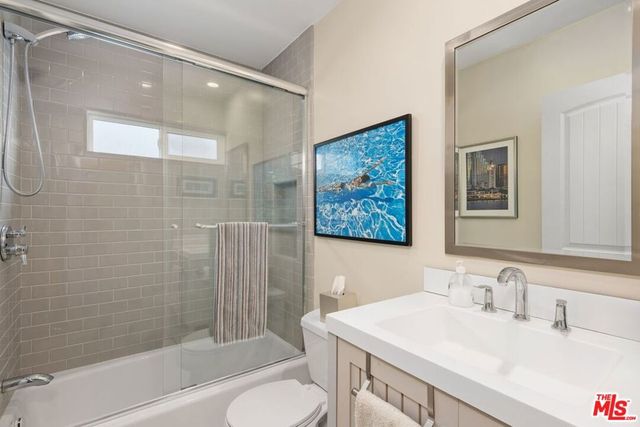 5618 Saint Clair Avenue, Valley Village, CA 91607