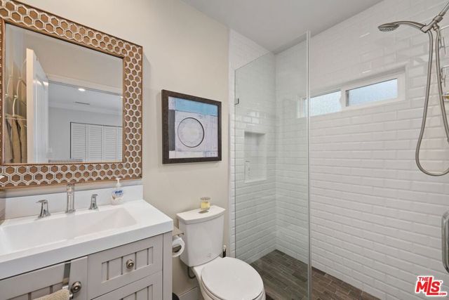 5618 Saint Clair Avenue, Valley Village, CA 91607