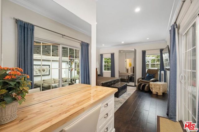 5618 Saint Clair Avenue, Valley Village, CA 91607