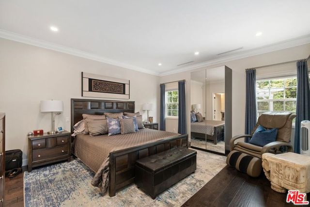 5618 Saint Clair Avenue, Valley Village, CA 91607