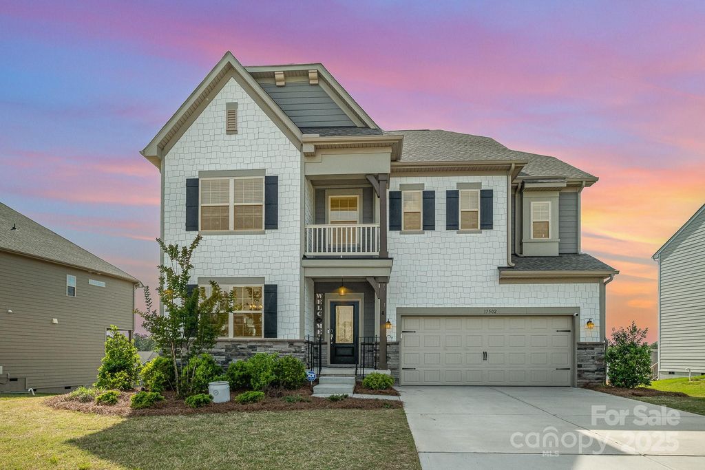 17502 Snug Harbor Road, Charlotte, NC 28278