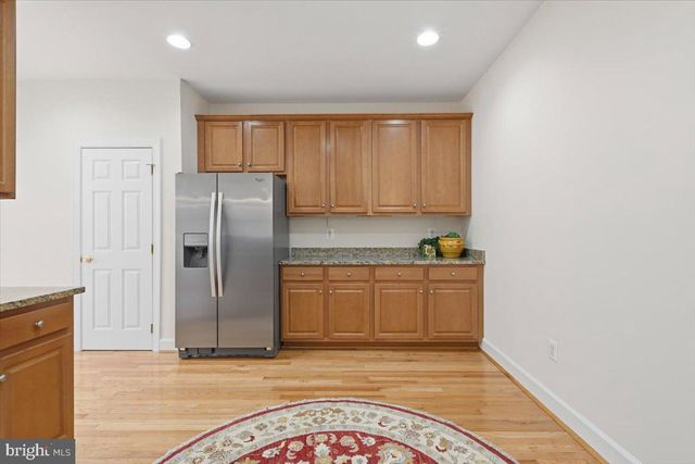 1006 HERITAGE FIELDS AVE, Rockville, MD 20850