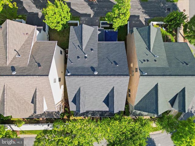 1006 HERITAGE FIELDS AVE, Rockville, MD 20850