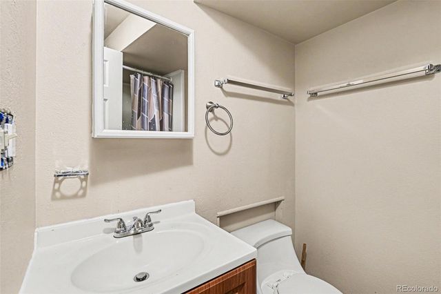 15743 E 13th Place, Aurora, CO 80011