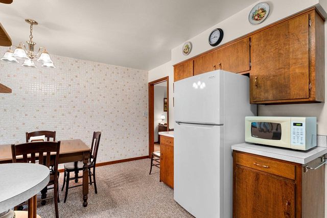 1619 Miriam ROAD, Manitowoc, WI 54220